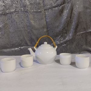 Pier 1 Sakai Bamboo Handle White Porcelain Teapot and 4 Cups. NEW